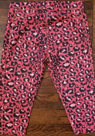 Adidas set leopard climalite capri/tshirt L/XL - Picture 4 of 4